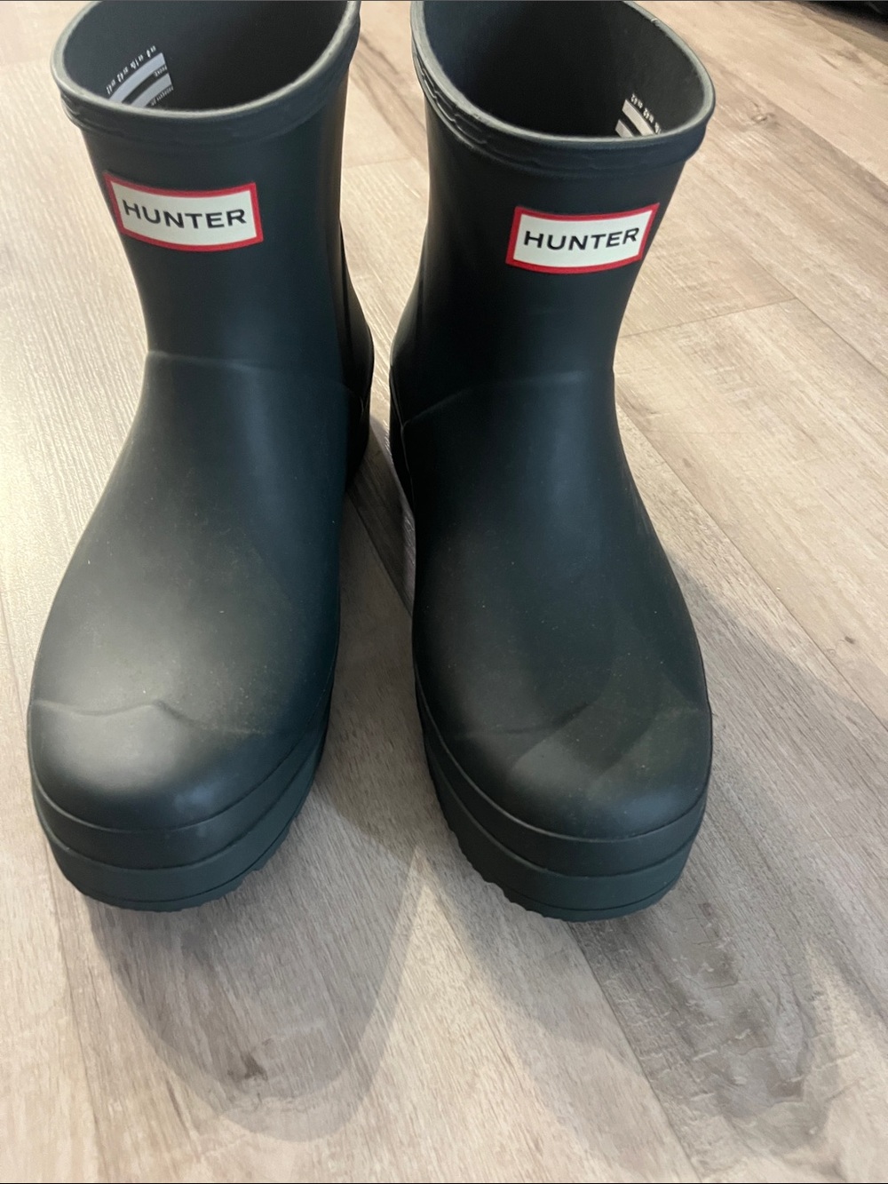 Hunter women’s dark green  Short Waterproof Rain Boots